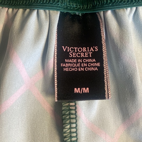 Dainty an sexy intimate wear! Tue in back with back open/see through! - Picture 8 of 8